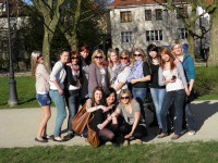 /album/studencka-galeria1/razem%20zawsze%20ra%c5%baniej-%20prawie%20wszystkie%20studentki%20grupy%203%20ewiwp-jpg/